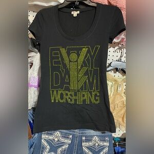 Everyday I’m Worshiping Super Bling Ladies Tee Shirt Rhinestone Top New